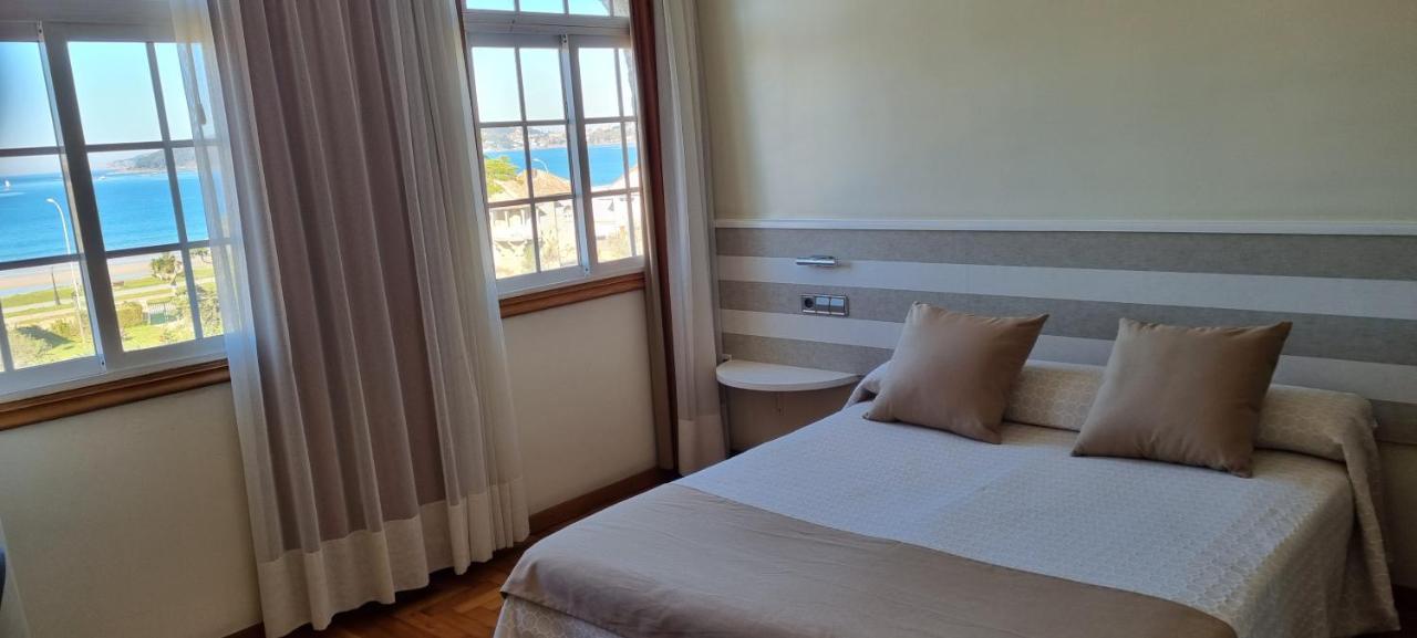 Hotel Miramar Nigran Bagian luar foto