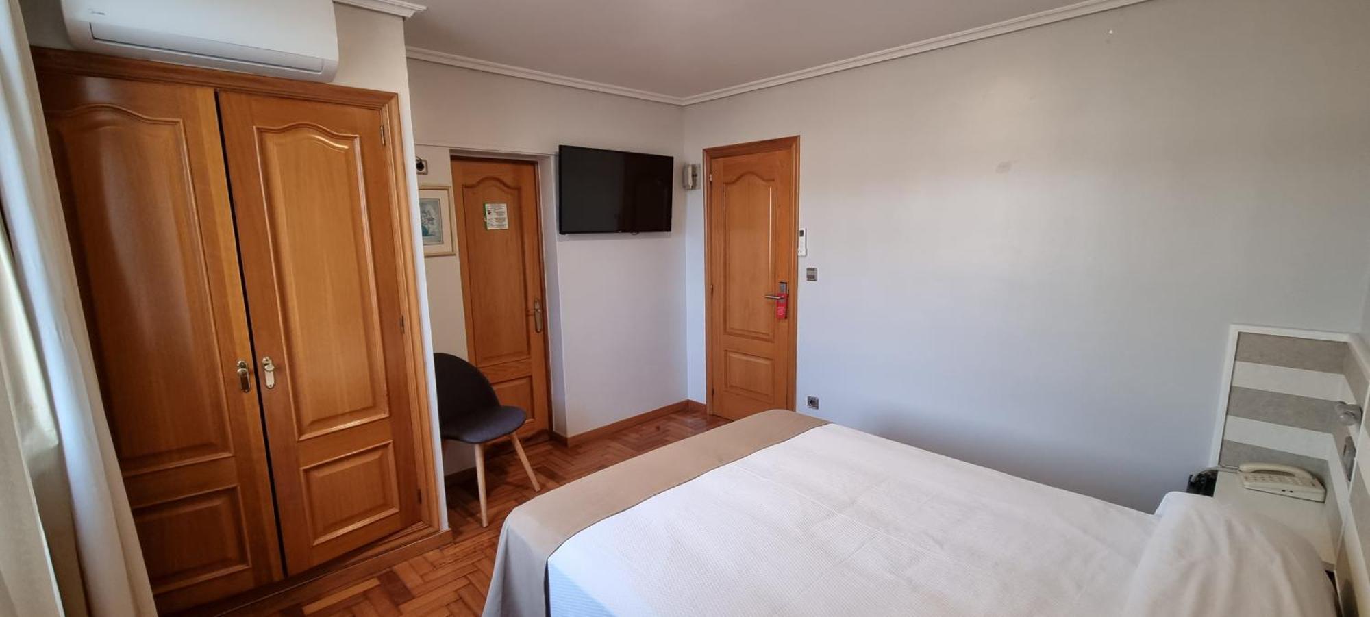 Hotel Miramar Nigran Bagian luar foto