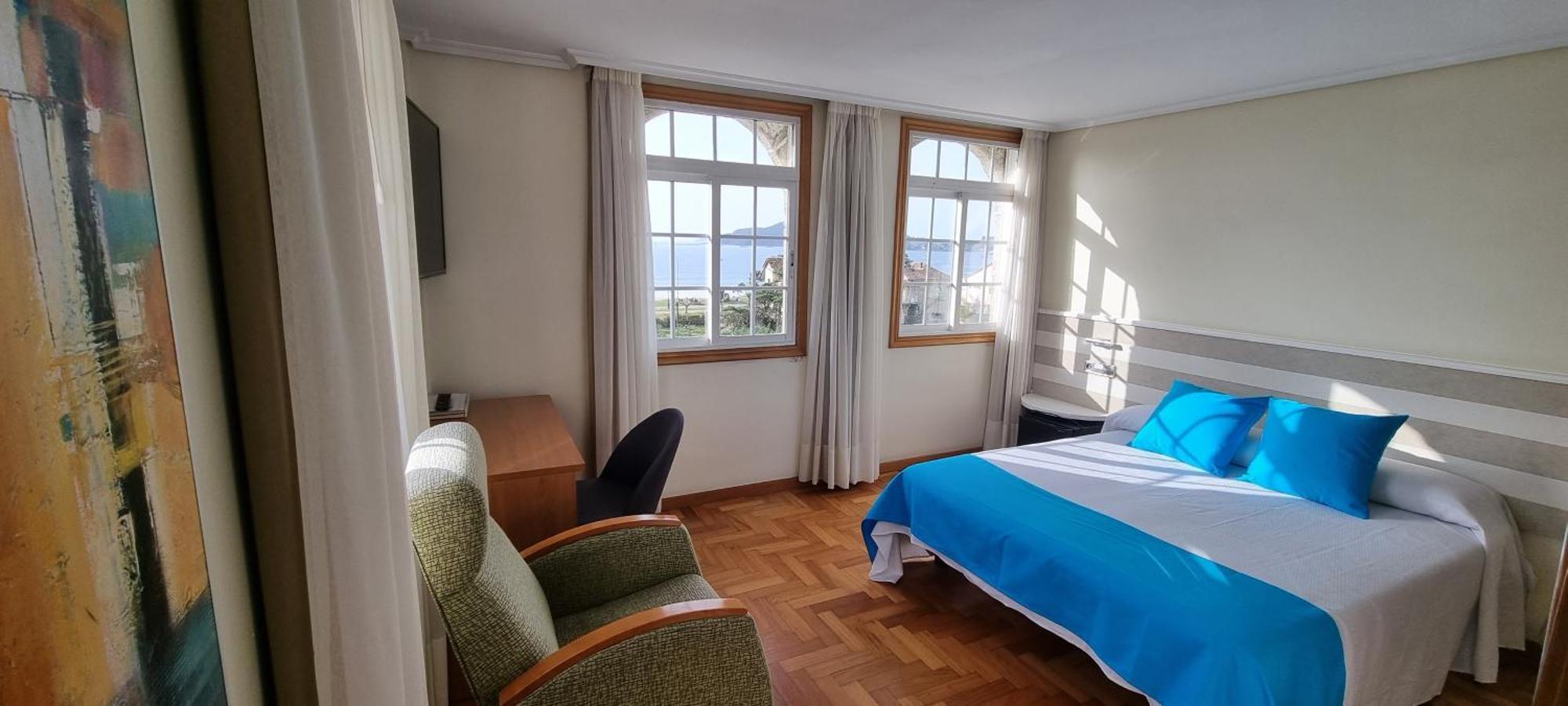 Hotel Miramar Nigran Bagian luar foto