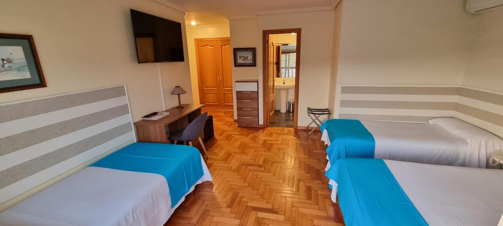 Hotel Miramar Nigran Bagian luar foto