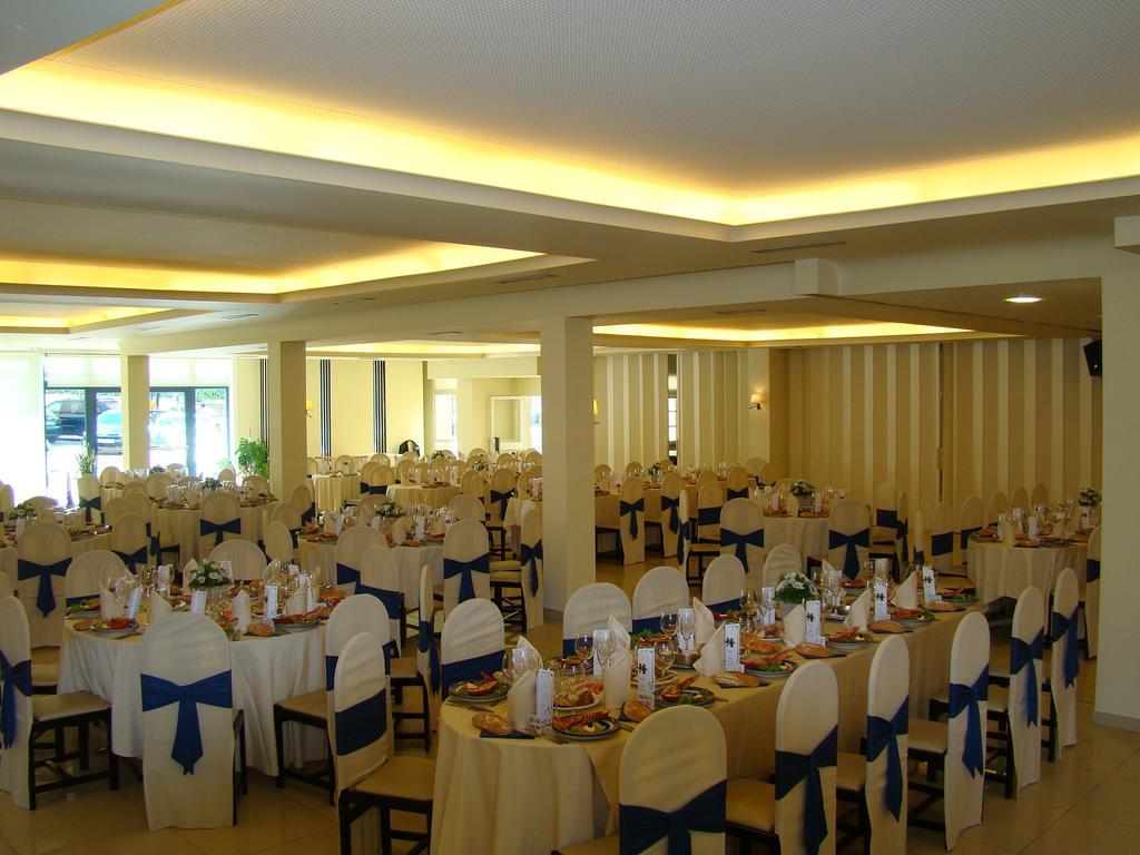 Hotel Miramar Nigran Bagian luar foto